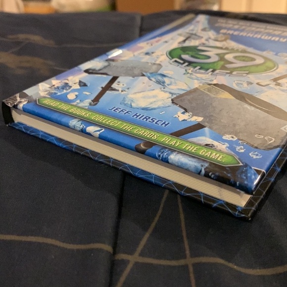 3 EUC Mystery Books - Infinity Ring, The 39 Clues, Zac Power - Picture 11 of 16